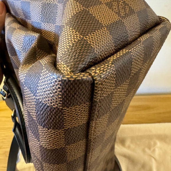 Authentic Louis Vuitton Odeon Tote MM in Damier Ebene - Picture 6 of 12